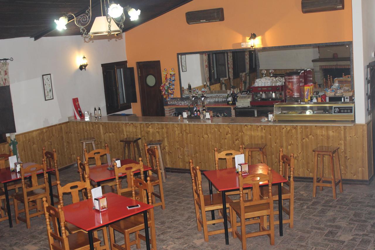 Hotel Rural Puerta De Monfrague Villarreal de San Carlos Luaran gambar